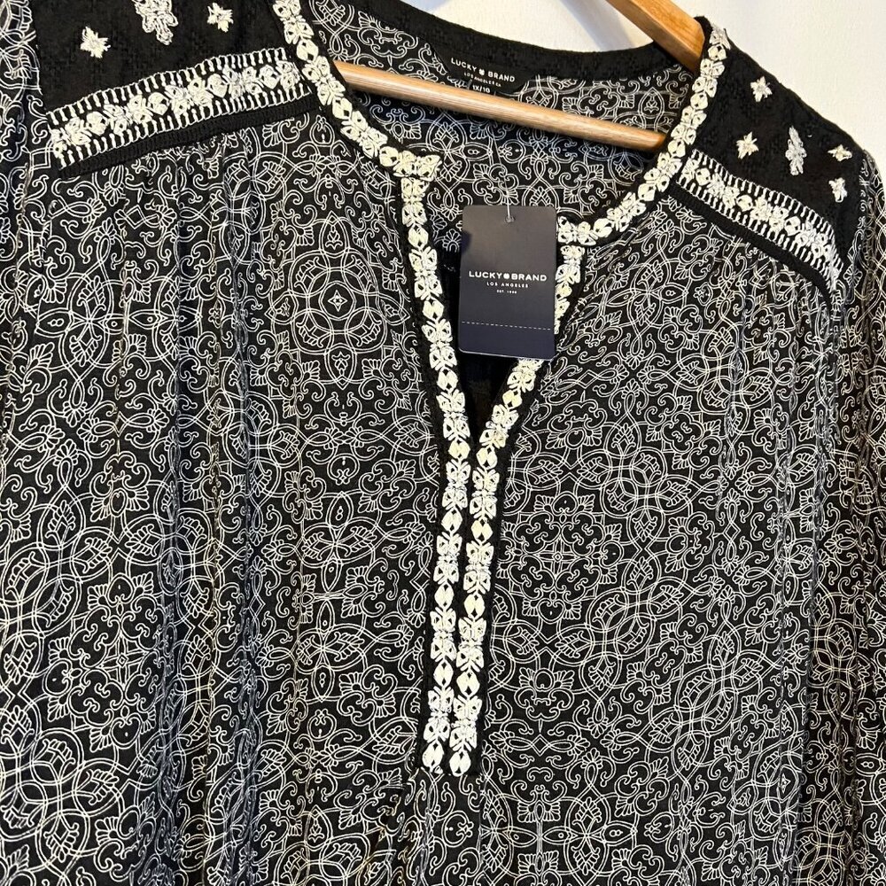 NWT‎ Lucky Brand Black & White Embroidered Long Sleeve Tunic Blouse 1X Boho - Picture 5 of 5
